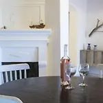 Amouage Boutique Villa Kolios