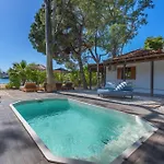 Villa Amouage Boutique *