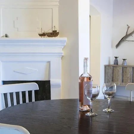 Amouage Boutique Villa Kolios