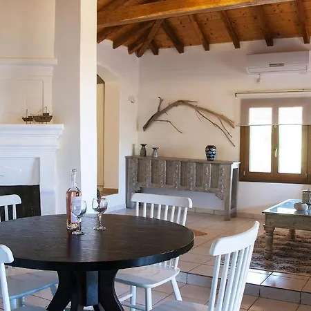 Amouage Boutique Villa