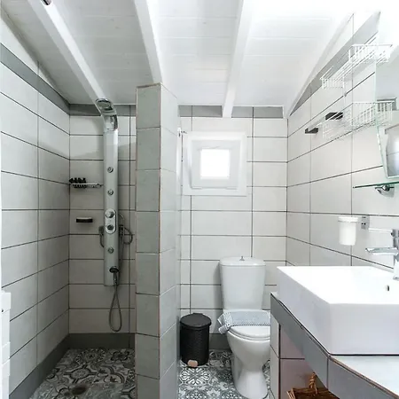 Amouage Boutique Villa *