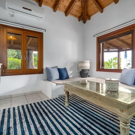 Amouage Boutique Villa *
