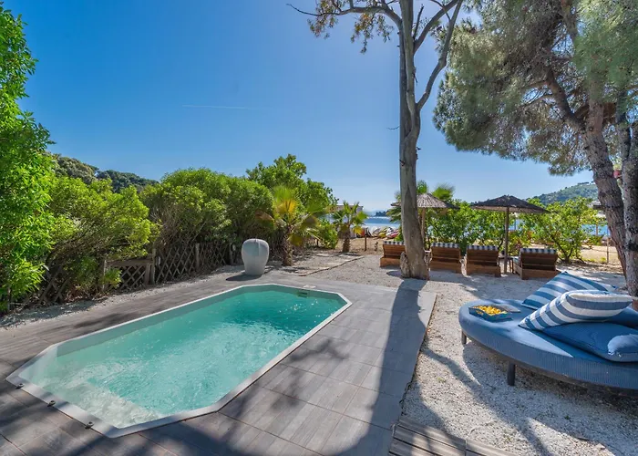 Villa Amouage Boutique *