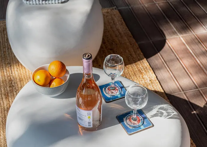 Amouage Boutique Villa *