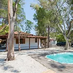 Amouage Boutique Вилла Колиос