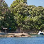 Вилла Amouage Boutique Колиос