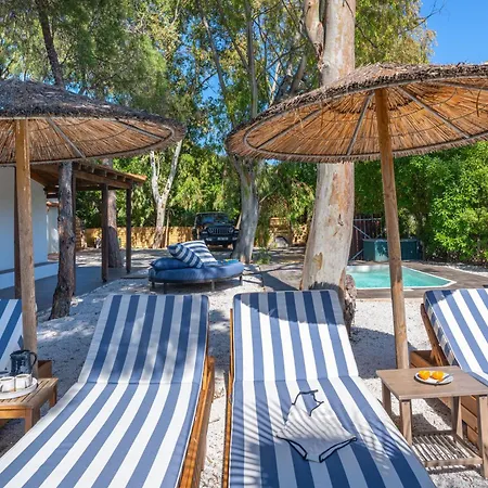 Βίλα Amouage Boutique Κολιός